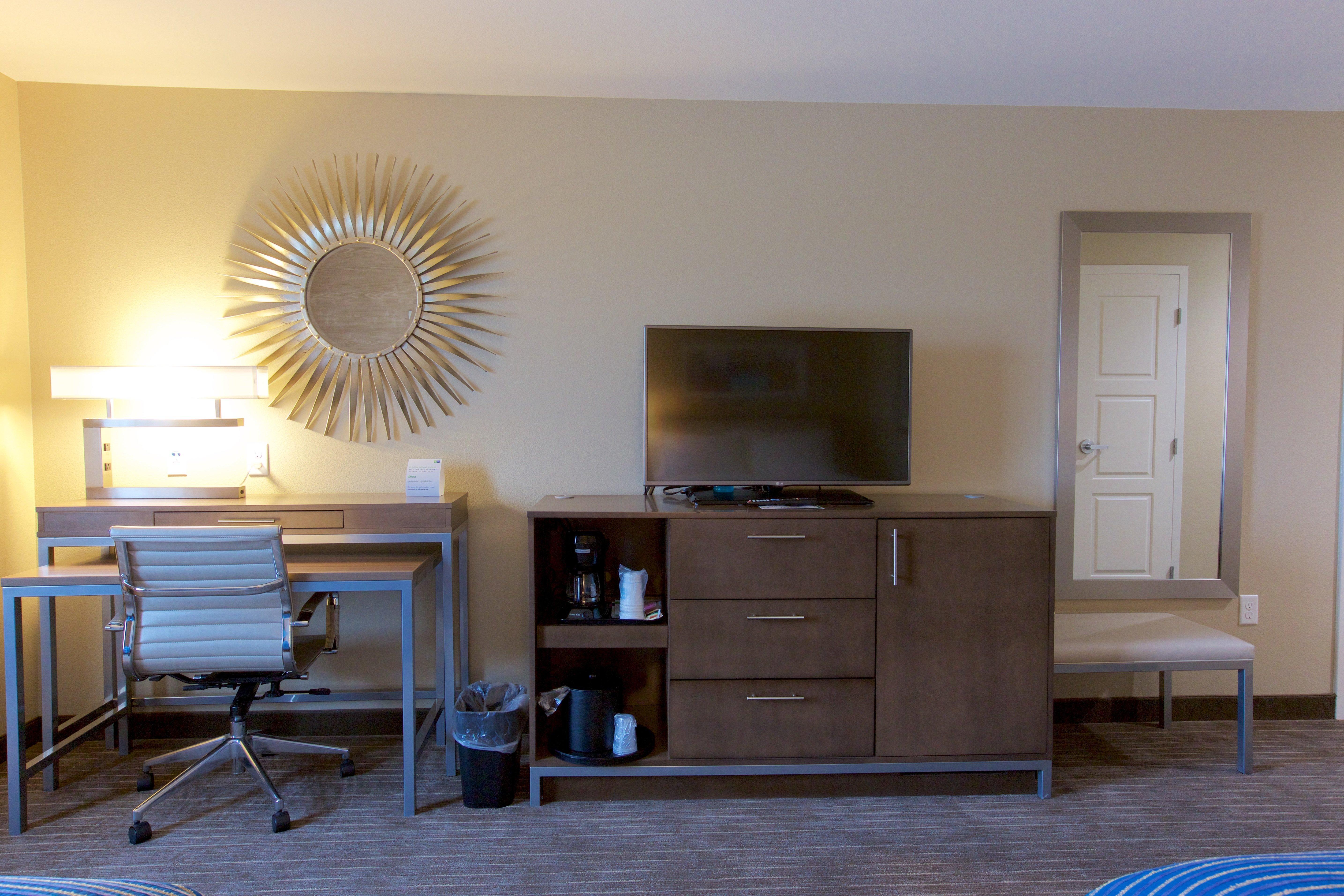 Holiday Inn Express Fargo Sw I94 Medical Center, An Ihg Hotel Extérieur photo