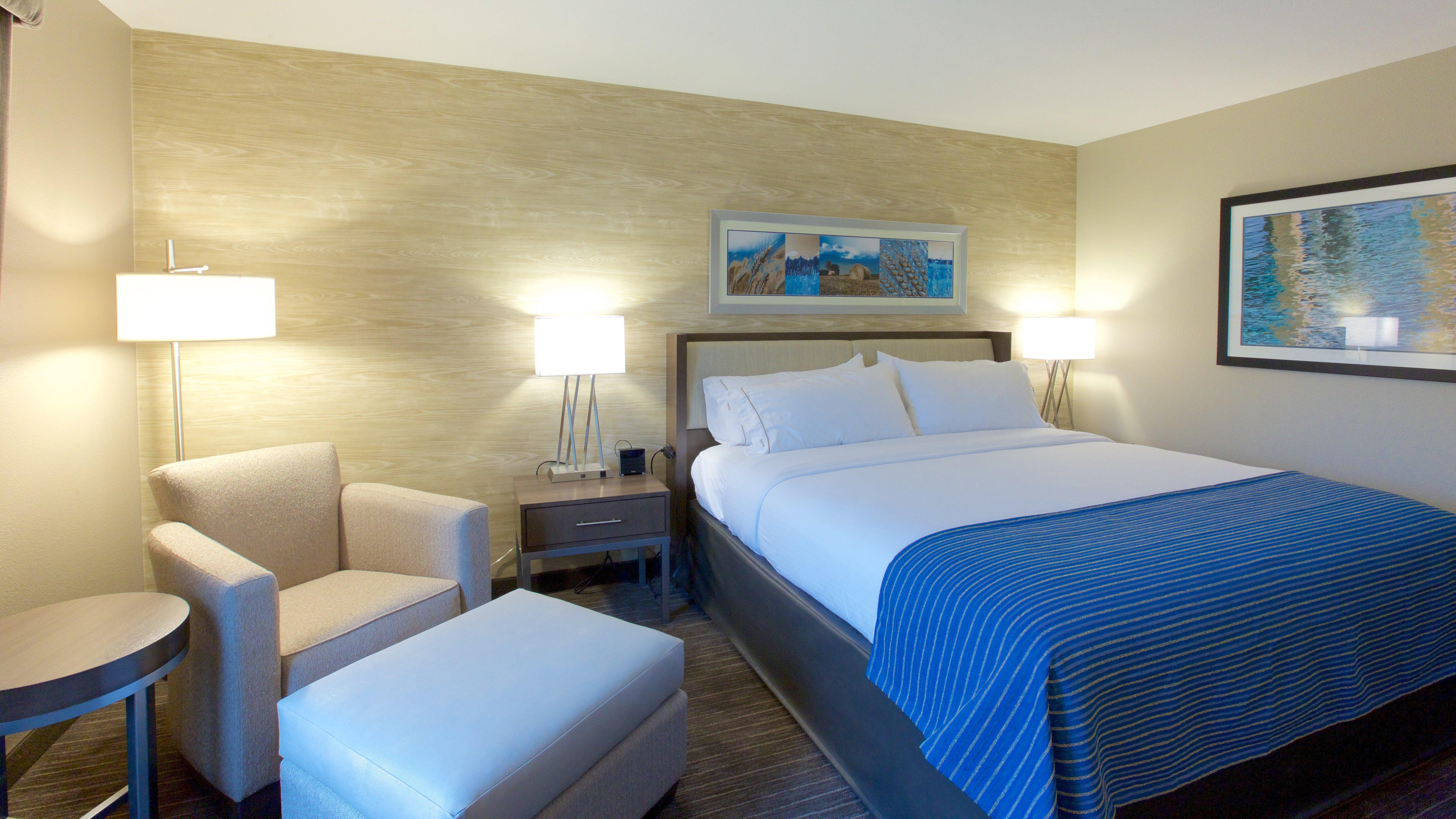 Holiday Inn Express Fargo Sw I94 Medical Center, An Ihg Hotel Extérieur photo