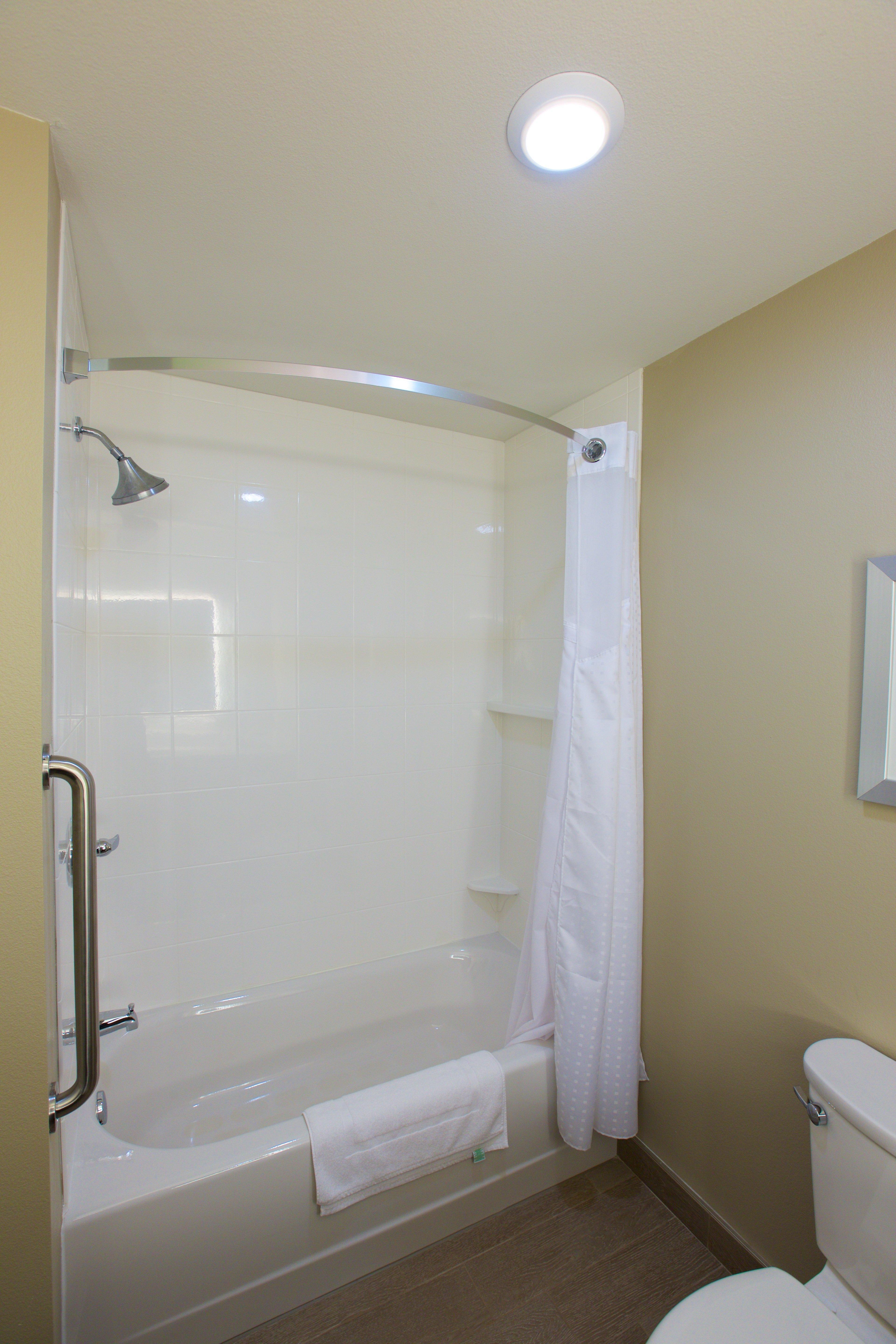 Holiday Inn Express Fargo Sw I94 Medical Center, An Ihg Hotel Extérieur photo